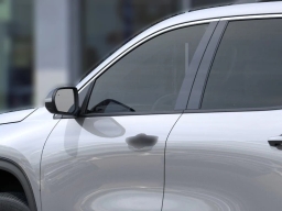 Chevrolet Traverse FWD LT 4dr 2026