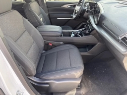 Chevrolet Traverse FWD LT 4dr 2026