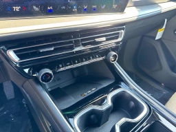 Chevrolet Traverse FWD LT 4dr 2026