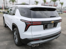 Chevrolet Traverse FWD LT 4dr 2026
