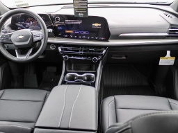 Chevrolet Traverse FWD LT 4dr 2026
