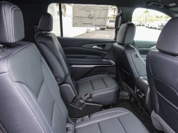 Chevrolet Traverse FWD LT 4dr 2026