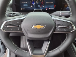 Chevrolet Traverse FWD LT 4dr 2026