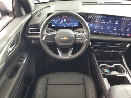 Chevrolet Traverse FWD LT 4dr 2026