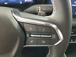 Chevrolet Traverse FWD LT 4dr 2026