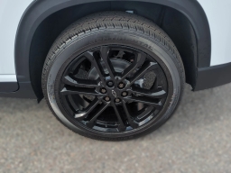 Chevrolet Traverse FWD LT 4dr 2026