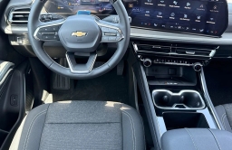 Chevrolet Traverse FWD LT 4dr 2026