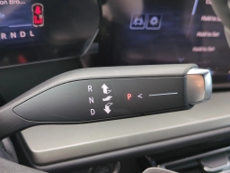 Chevrolet Traverse FWD LT 4dr 2026