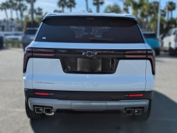 Chevrolet Traverse FWD LT 4dr 2026