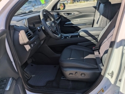 Chevrolet Traverse FWD LT 4dr 2026