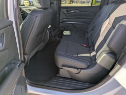 Chevrolet Traverse FWD LT 4dr 2026