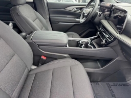 Chevrolet Traverse FWD LT 4dr 2026
