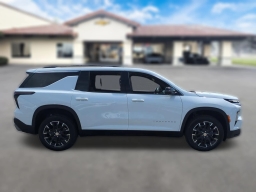 Chevrolet Traverse FWD LT 4dr 2026