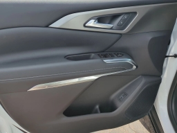 Chevrolet Traverse FWD LT 4dr 2026