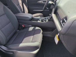 Chevrolet Traverse FWD LT 4dr 2026