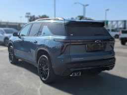 Chevrolet Traverse FWD LT 4dr 2026