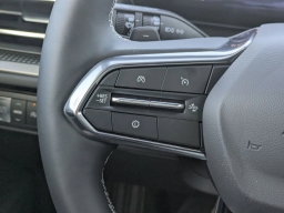 Chevrolet Traverse FWD LT 4dr 2026