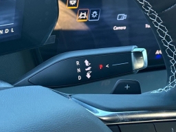 Chevrolet Traverse FWD LT 4dr 2026