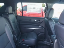 Chevrolet Traverse FWD LT 4dr 2026
