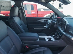 Chevrolet Traverse FWD LT 4dr 2026
