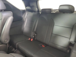 Chevrolet Traverse FWD LT 4dr 2026