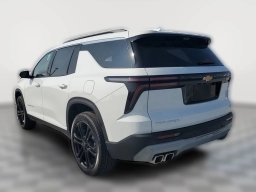 Chevrolet Traverse FWD LT 4dr 2026