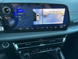 Chevrolet Traverse FWD LT 4dr 2026