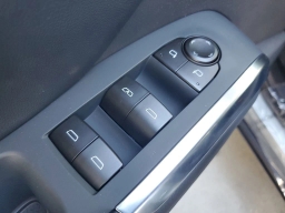 Chevrolet Traverse FWD LT 4dr 2026