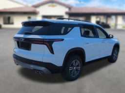 Chevrolet Traverse FWD LT 4dr 2026