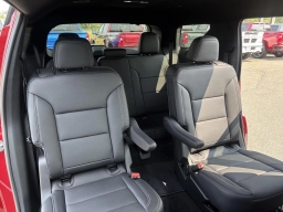 Chevrolet Traverse AWD LT 4dr 2026