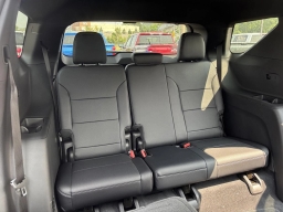 Chevrolet Traverse AWD LT 4dr 2026