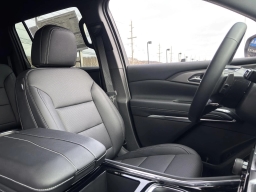 Chevrolet Traverse AWD LT 4dr 2026