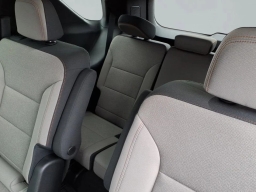 Chevrolet Traverse AWD LT 4dr 2026