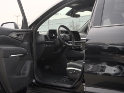 Chevrolet Traverse AWD LT 4dr 2026