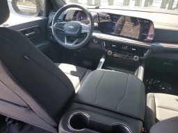 Chevrolet Suburban LS 2WD 4dr 2026