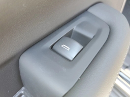 Chevrolet Suburban LS 2WD 4dr 2026