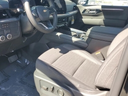 Chevrolet Suburban LS 2WD 4dr 2026