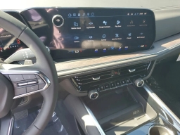 Chevrolet Suburban LS 2WD 4dr 2026