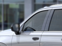 Chevrolet Suburban LS 2WD 4dr 2026