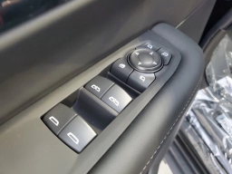 Chevrolet Suburban LT 2WD 4dr 2026