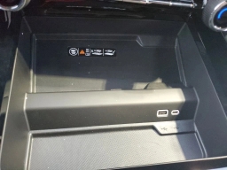 Chevrolet Suburban LT 2WD 4dr 2026