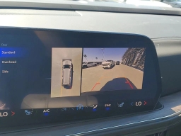 Chevrolet Suburban LT 2WD 4dr 2026