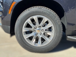 Chevrolet Suburban 2WD 4dr Premier 2026