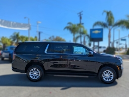 Chevrolet Suburban LS 4WD 4dr 2026