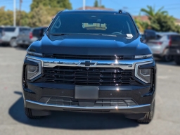 Chevrolet Suburban LS 4WD 4dr 2026