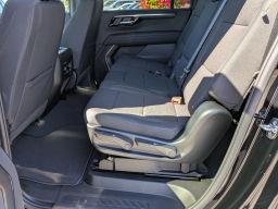 Chevrolet Suburban LS 4WD 4dr 2026