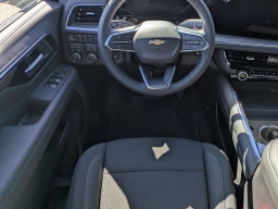 Chevrolet Suburban LS 4WD 4dr 2026