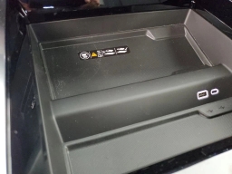 Chevrolet Suburban Z71 4WD 4dr 2026