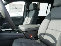 Chevrolet Suburban Z71 4WD 4dr 2026