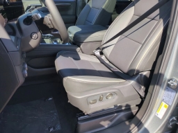 Chevrolet Suburban Premier 4WD 4dr 2026